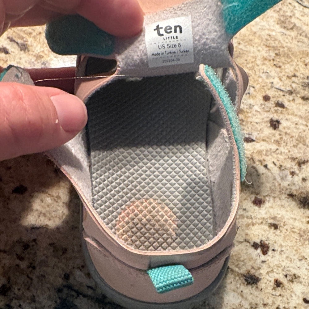 Kids Pink Closed-Toe Sandal Sneakers with Hook-and-Loop Strap - Picture 9 of 10